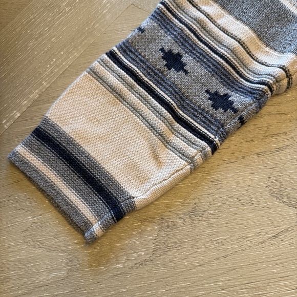 American Eagle Outfitters Gray and Navy Aztec Boho Western Sweater Hoodie - Picture 11 of 11